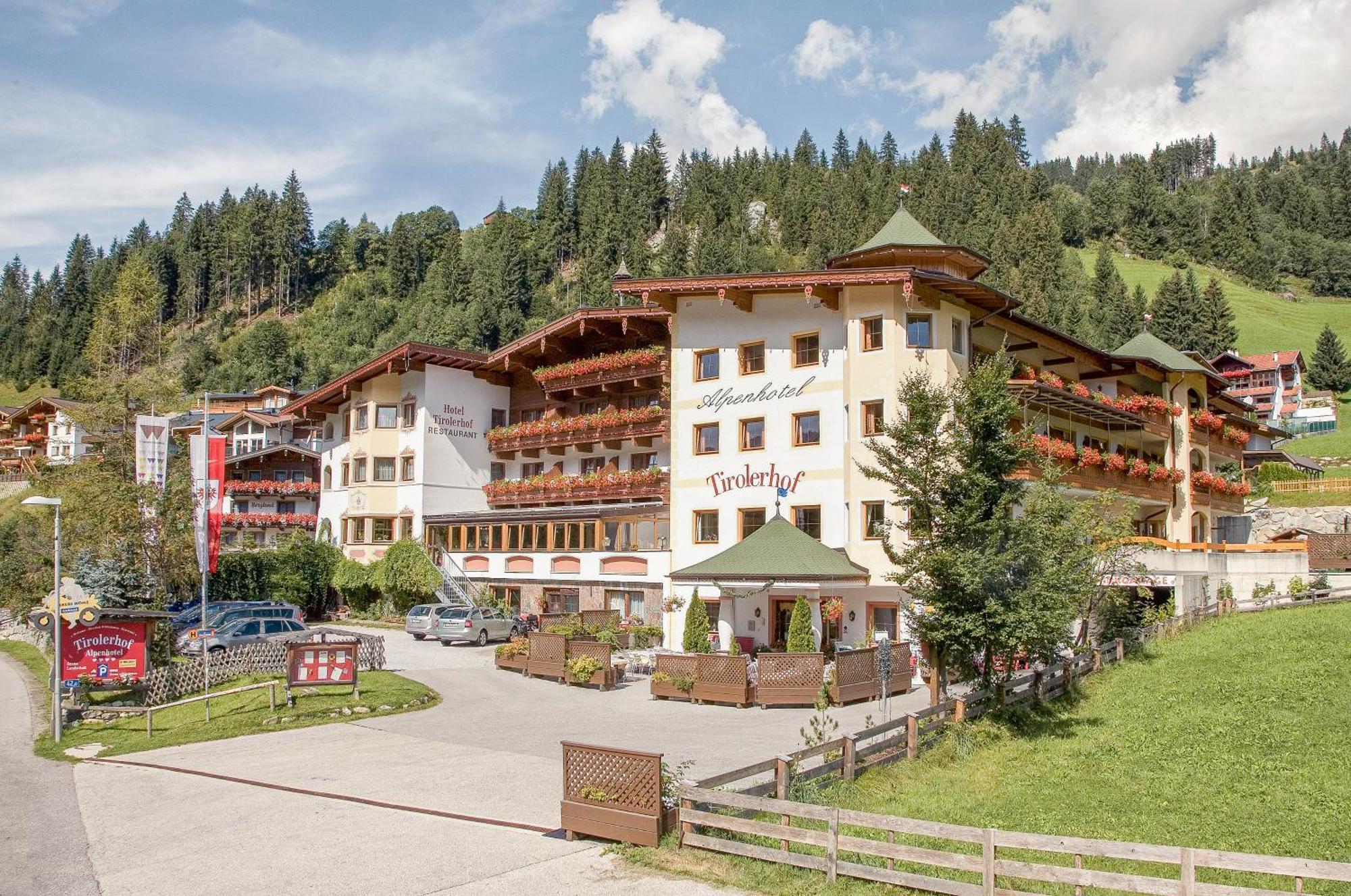 Alpenhotel Tirolerhof Герлос Екстер'єр фото